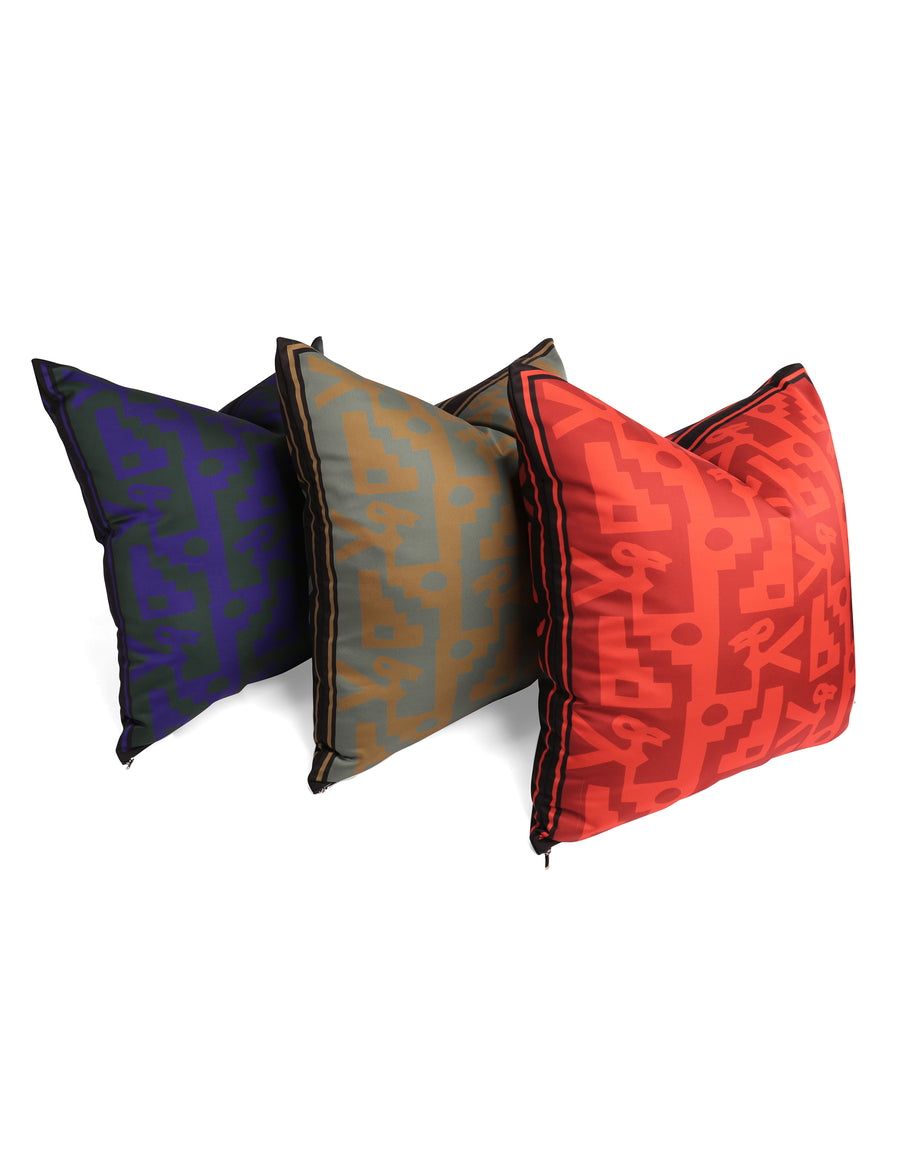 Ave Sagrada Cushion T.02 / T.01